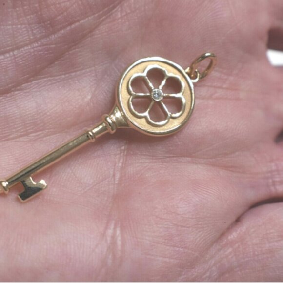 Tiffany & Co Diamond 18K Rose Gold Blossom Key Pendant 4 Necklace w/ Pouch - Picture 1 of 3